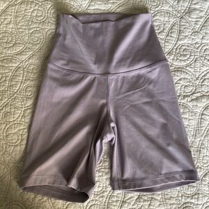 Yogalicious Lux XS Lilac Shorts